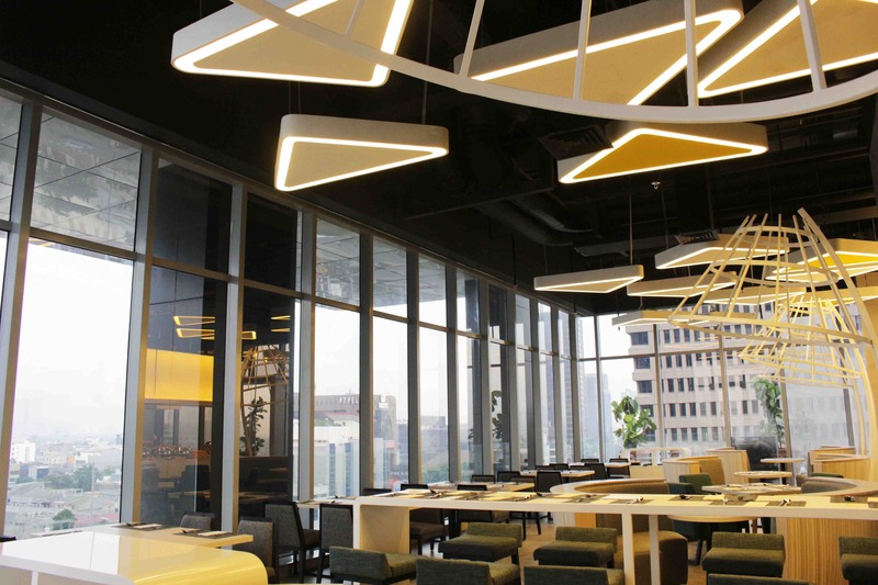 Yello Hotel Harmoni - Restoran