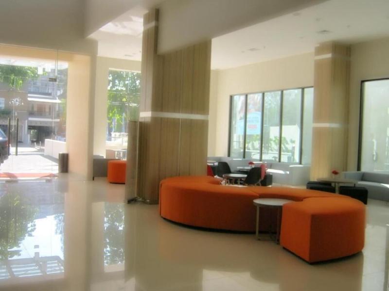 Cordela Hotel Cirebon - Lobi