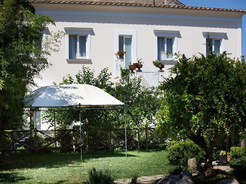 Villa Don Camillo - Oda