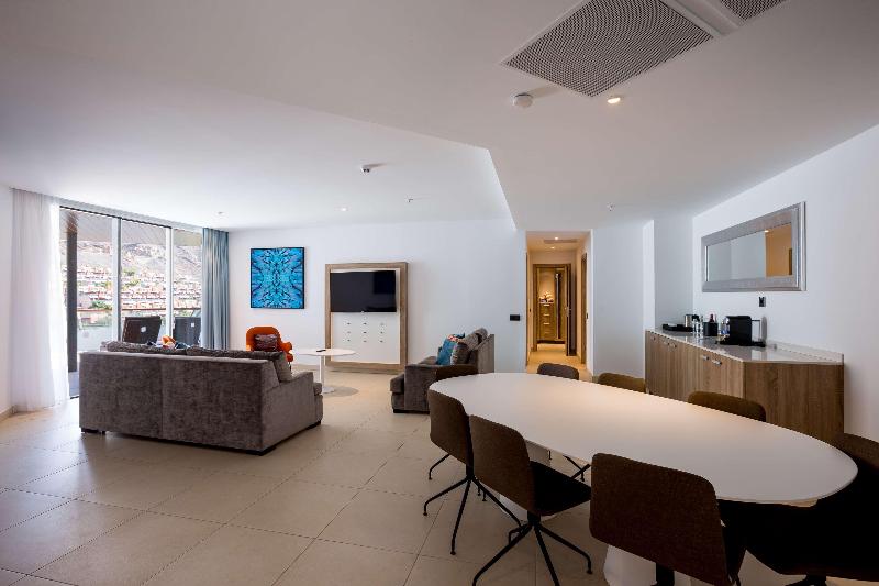 Radisson Blu Resort & Spa Gran Canaria Mogan - Oda