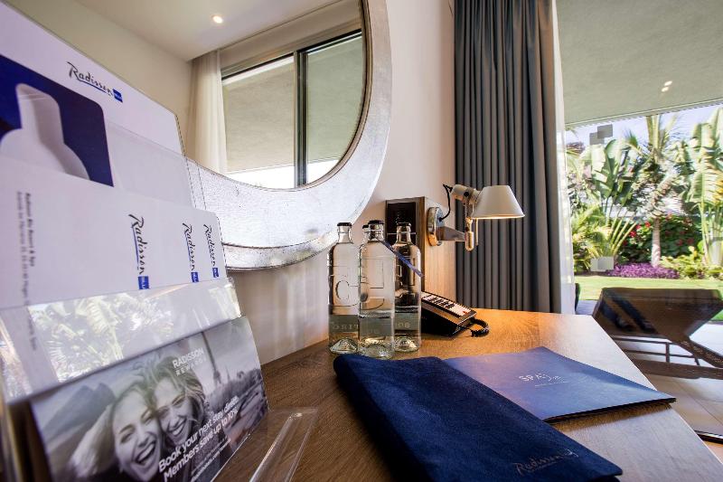 Radisson Blu Resort & Spa Gran Canaria Mogan - Oda