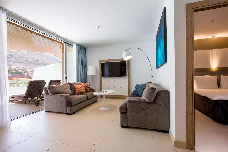 Radisson Blu Resort & Spa Gran Canaria Mogan - Oda