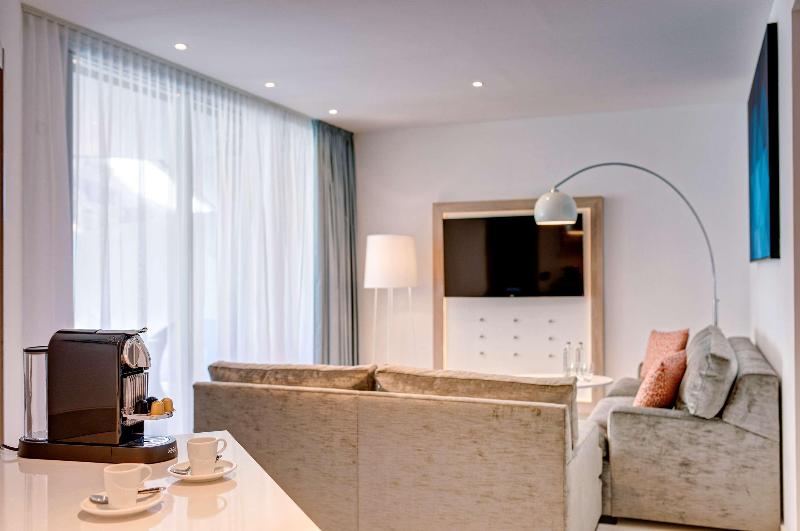 Radisson Blu Resort & Spa Gran Canaria Mogan - Oda