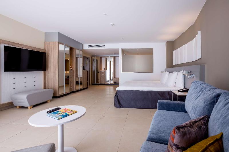 Radisson Blu Resort & Spa Gran Canaria Mogan - Oda