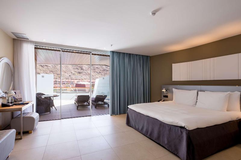 Radisson Blu Resort & Spa Gran Canaria Mogan - Oda