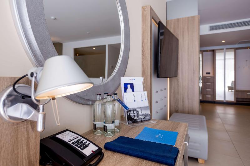 Radisson Blu Resort & Spa Gran Canaria Mogan - Oda