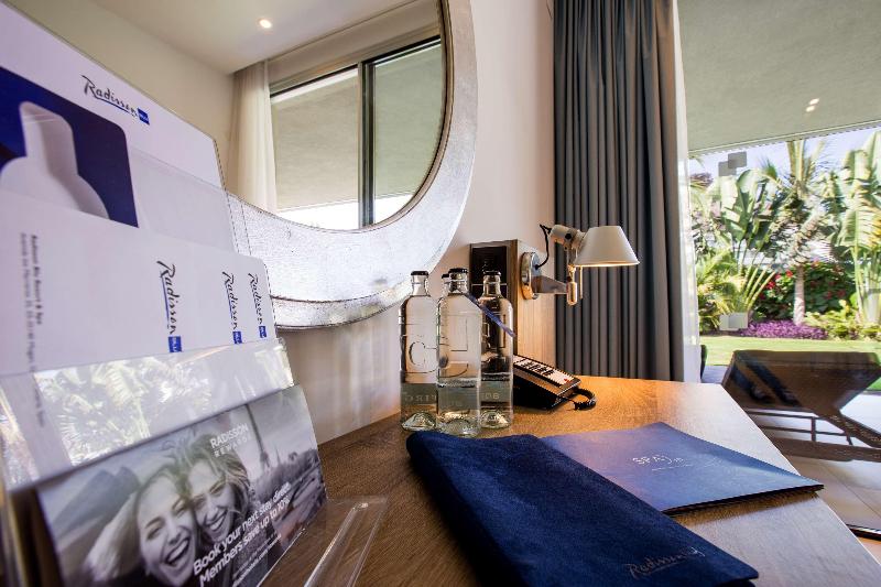 Radisson Blu Resort & Spa Gran Canaria Mogan - Oda