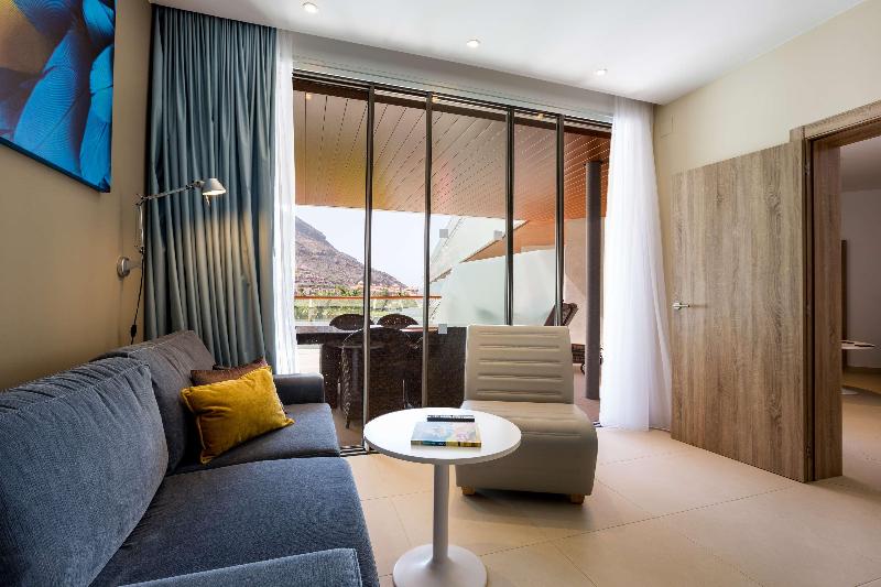 Radisson Blu Resort & Spa Gran Canaria Mogan - Oda