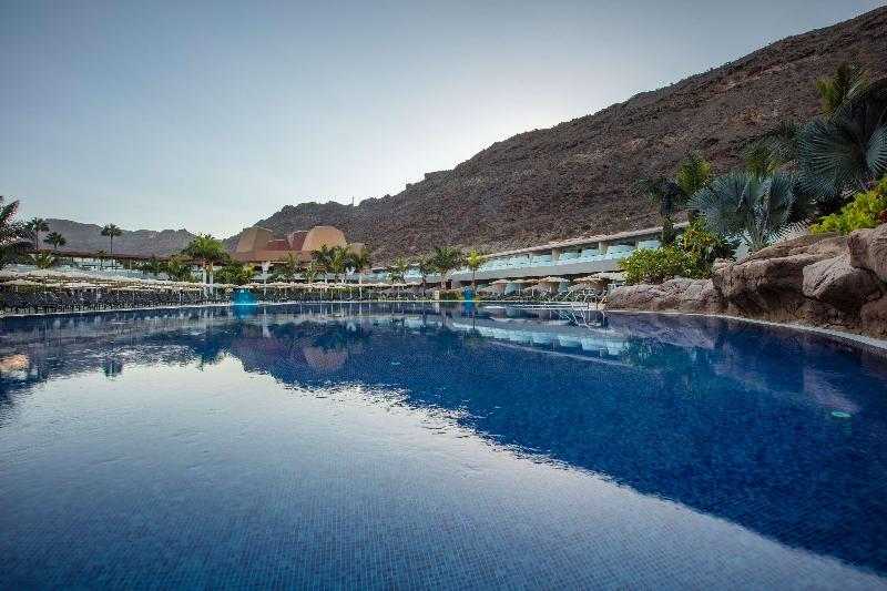 Radisson Blu Resort & Spa Gran Canaria Mogan - Havuz