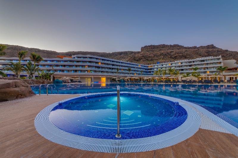Radisson Blu Resort & Spa Gran Canaria Mogan - Havuz