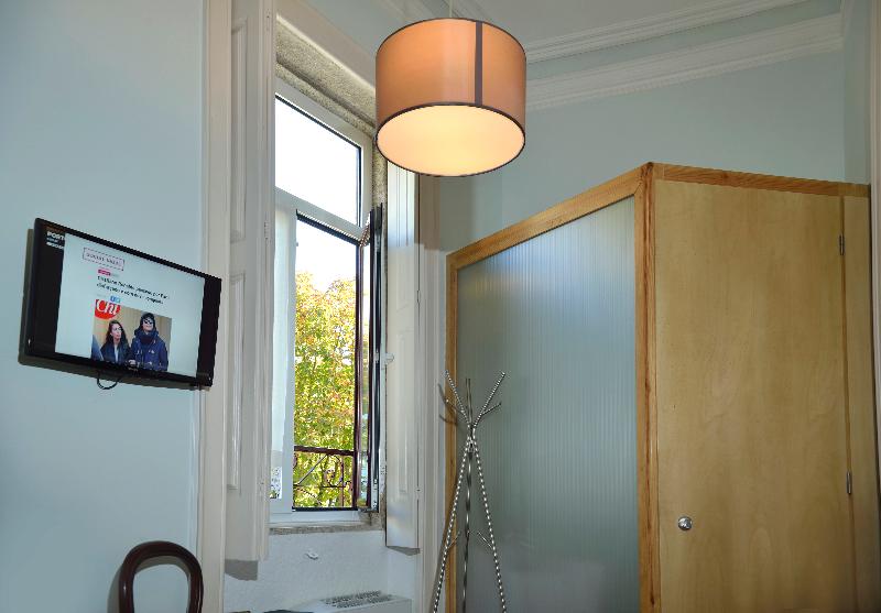 Dukes Corner Guest House - Oda