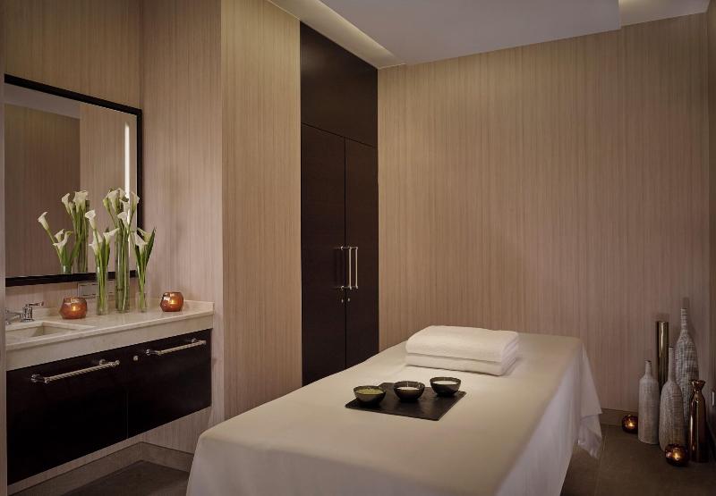 Ritz-Carlton Berlin - Aktivite