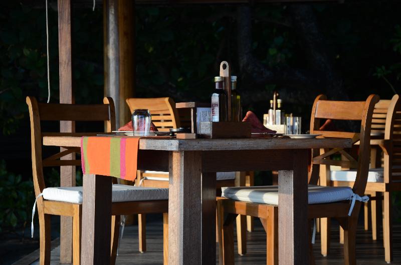 Gangehi Island Resort & Spa Maldive - Restoran