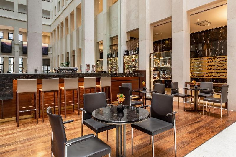 Marriott Hotel Berlin - Lobi