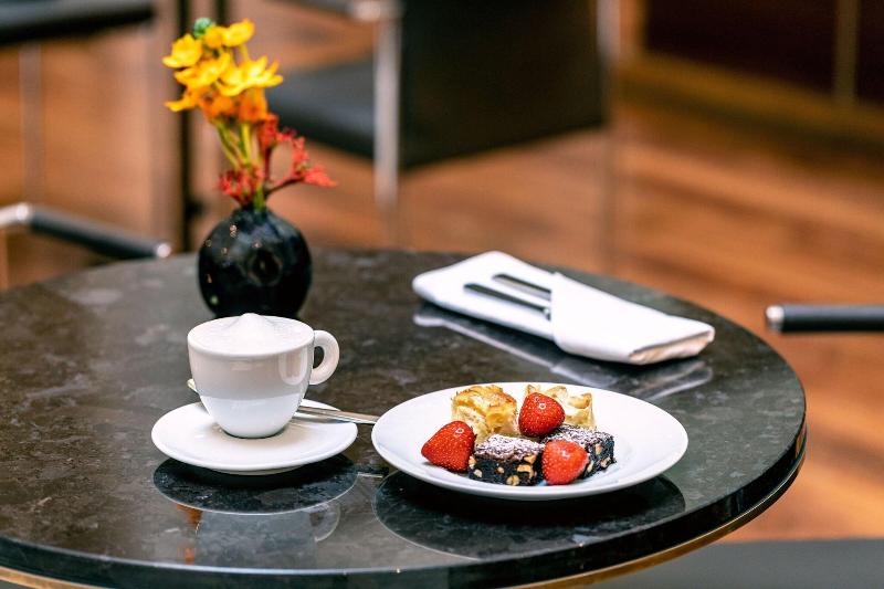 Marriott Hotel Berlin - Lobi