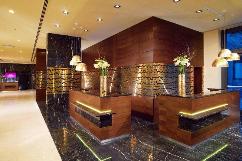 Marriott Hotel Berlin - Lobi