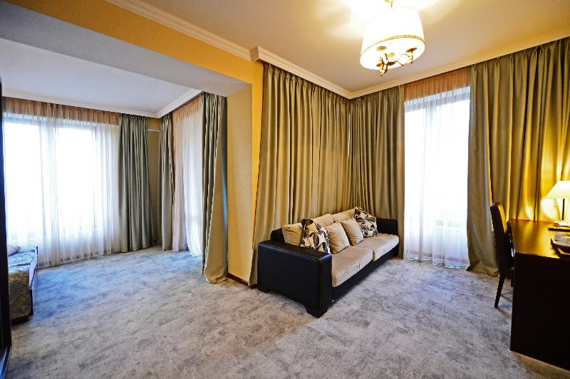 Astoria Tbilisi - Oda