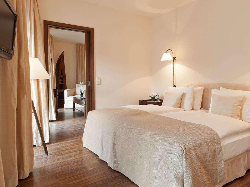 Abion Villa Suites - Oda