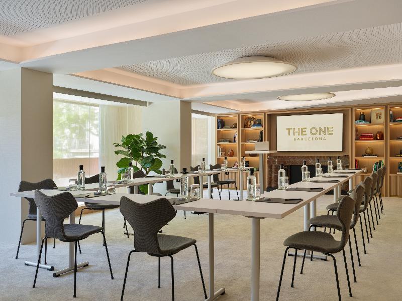 The One Barcelona - Toplantı