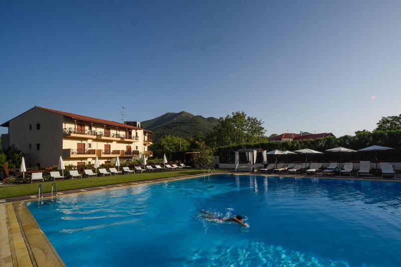 Mont Helmos - Genel