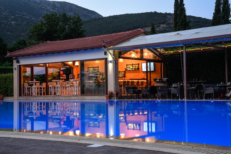 Mont Helmos - Havuz