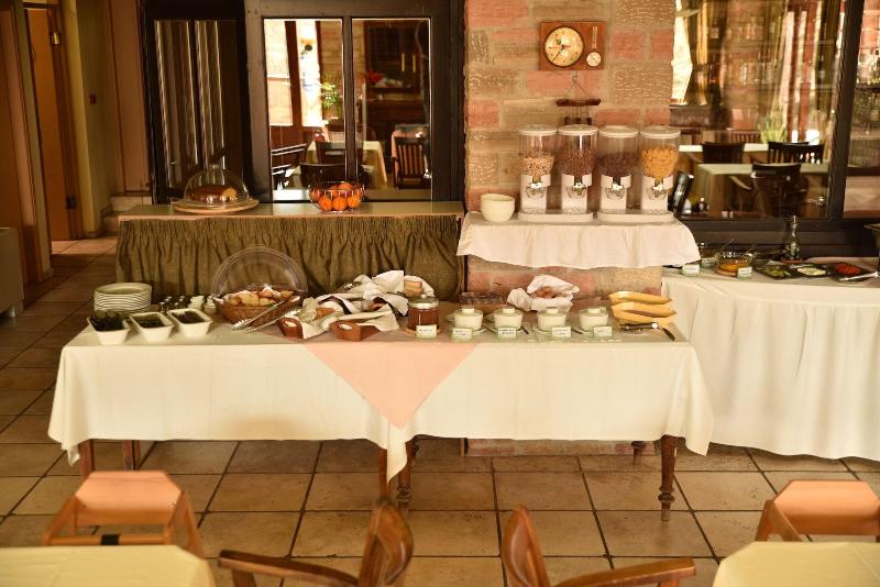 Mont Helmos - Restoran