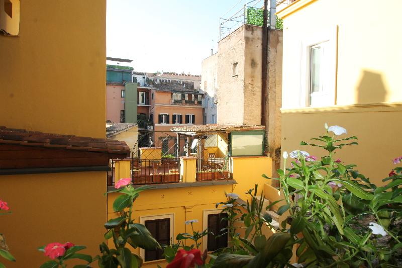 iRooms Campo dei Fiori - Teras