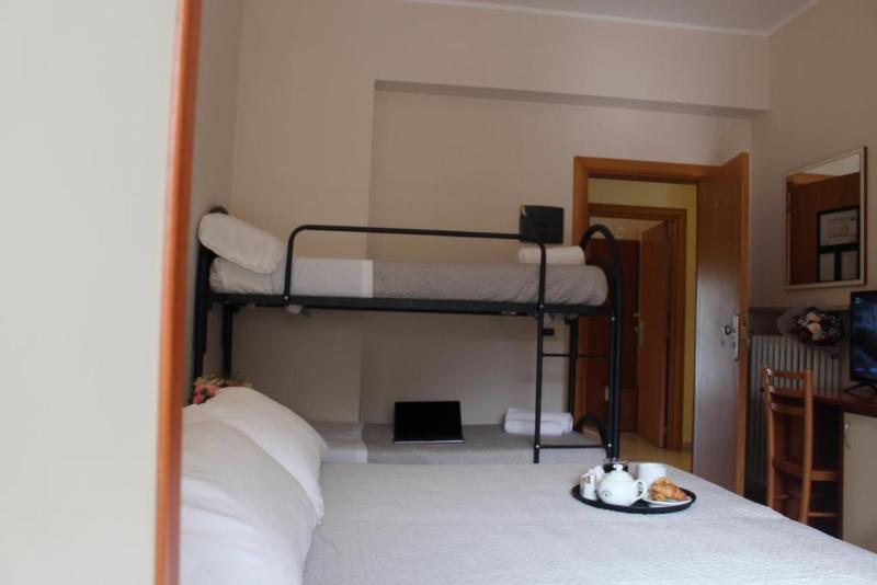 Blue Hotel - Oda
