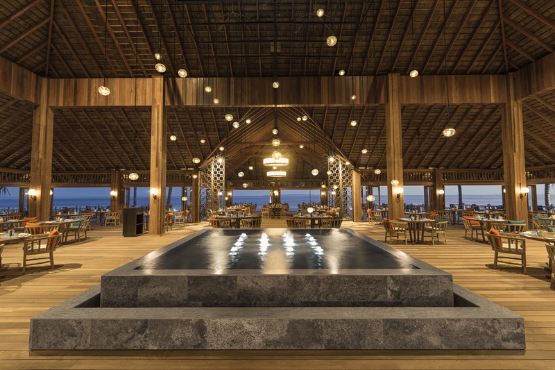 Hurawalhi Island Resort - Restoran