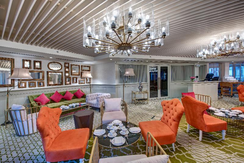 Dukes The Palm Dubai Hotel - Bar