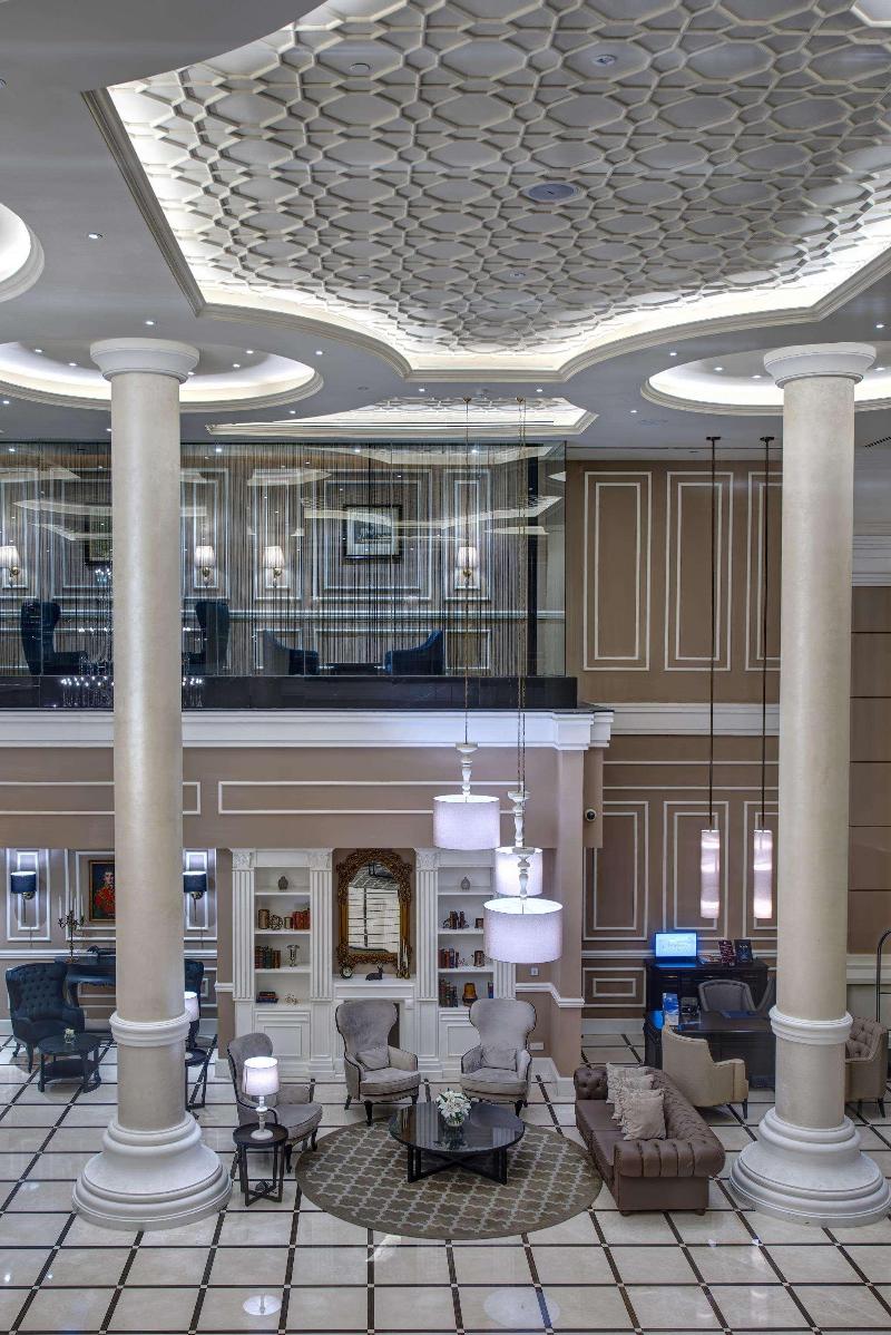 Dukes The Palm Dubai Hotel - Lobi