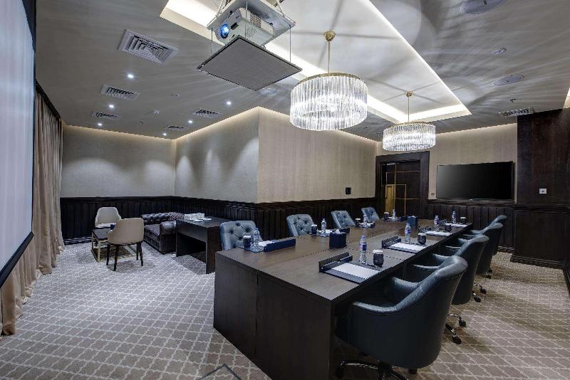 Dukes The Palm Dubai Hotel - Restoran