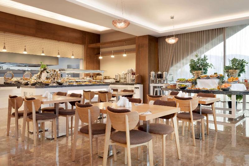 Ramada By Wyndham Iskenderun - Restoran