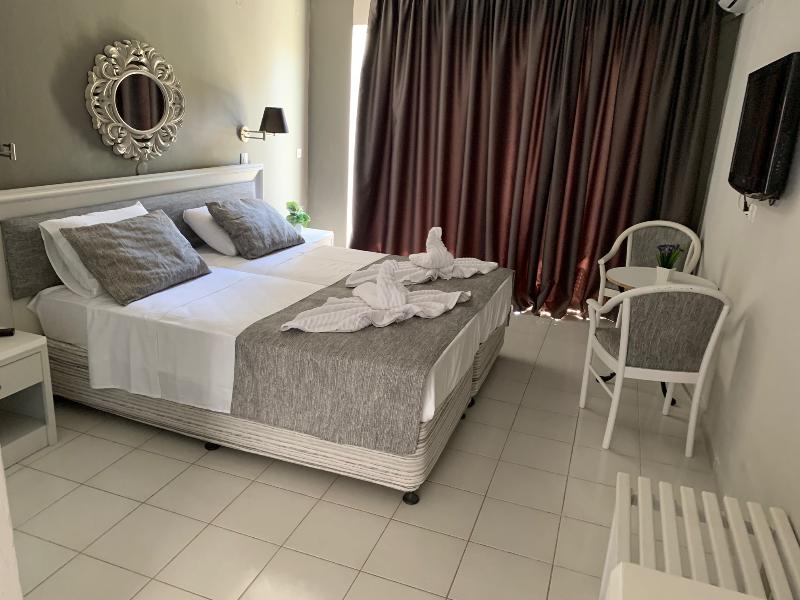 Alkyonides Hotel - Oda