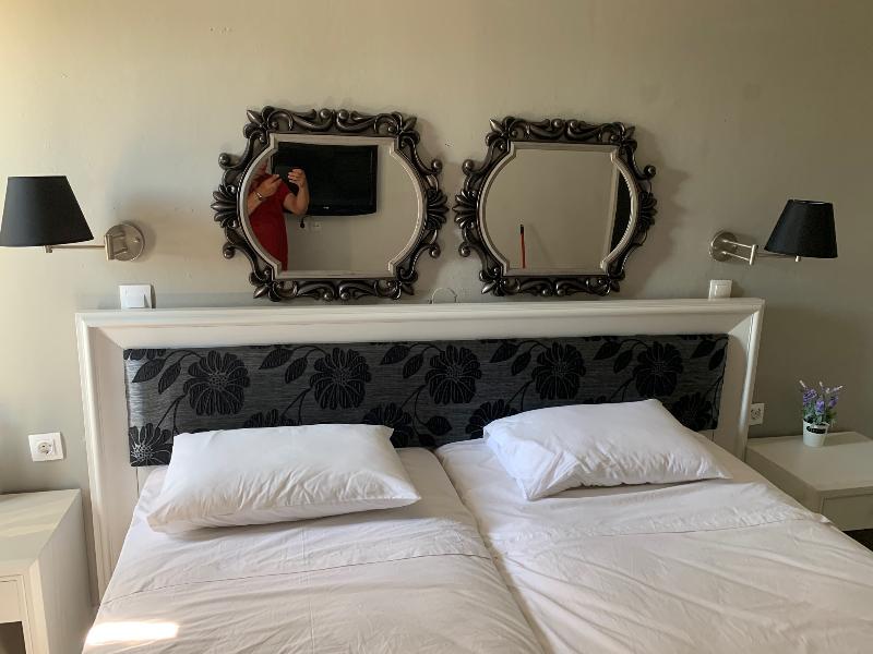 Alkyonides Hotel - Oda