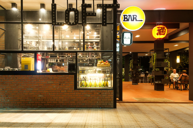 The Loft Seaside Sriracha - Bar
