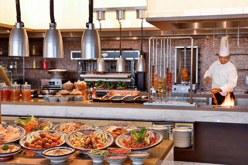 Marriott Hotel Al Forsan, Abu Dhabi - Restoran