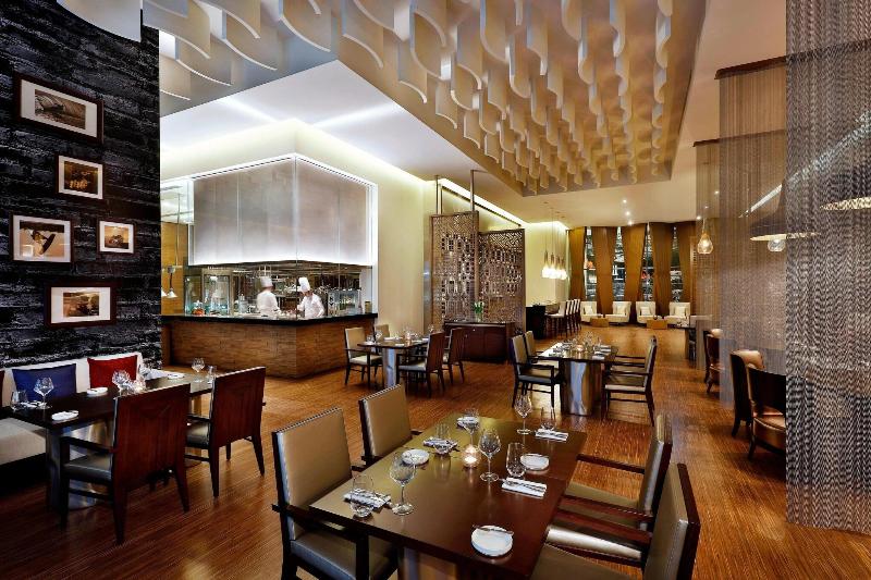 Marriott Hotel Al Forsan, Abu Dhabi - Restoran