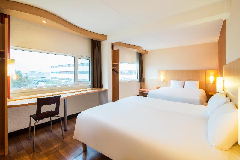 ibis Schiphol Amsterdam Airport - Genel