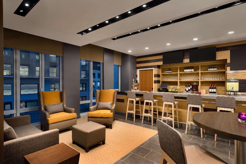 Embassy Suites by Hilton NewYorkManhattan Times Sq - Bar