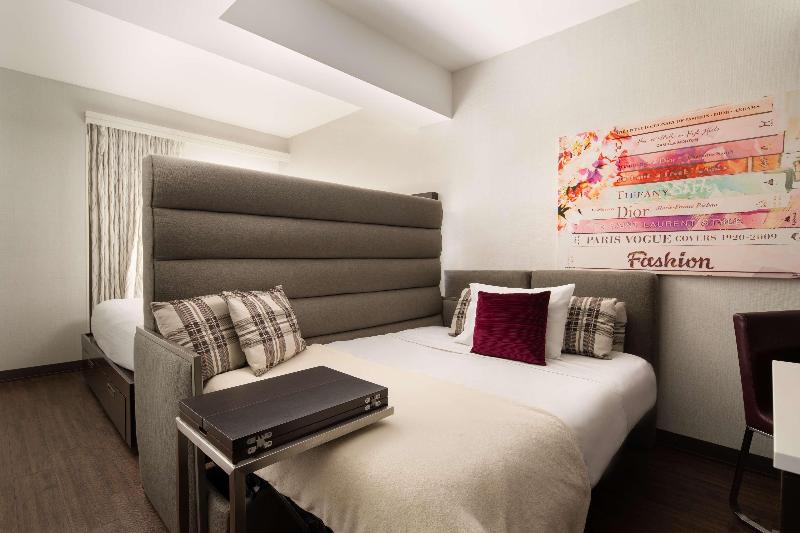 Embassy Suites by Hilton NewYorkManhattan Times Sq - Oda