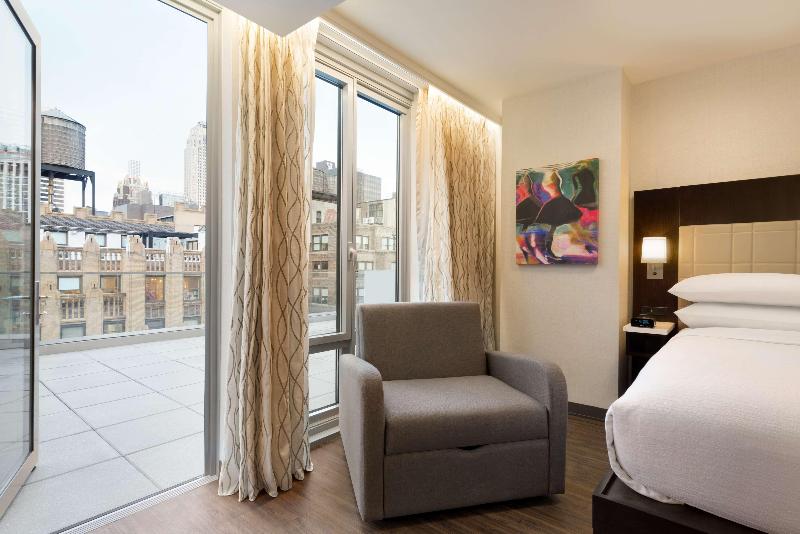 Embassy Suites by Hilton NewYorkManhattan Times Sq - Oda