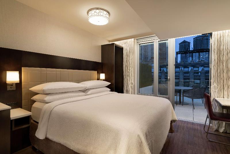 Embassy Suites by Hilton NewYorkManhattan Times Sq - Oda