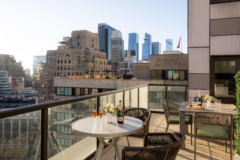 Embassy Suites by Hilton NewYorkManhattan Times Sq - Oda