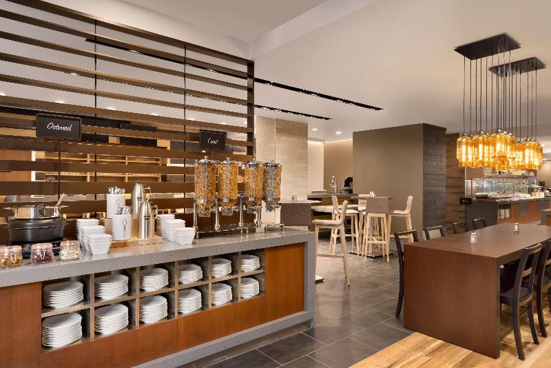 Embassy Suites by Hilton NewYorkManhattan Times Sq - Restoran