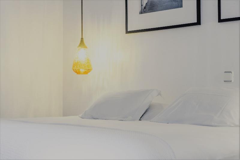 Comercial Azores Guest House - Oda
