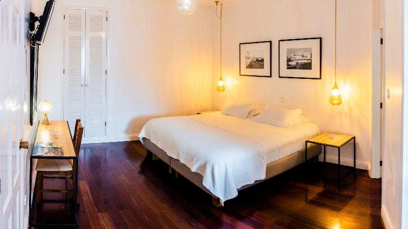Comercial Azores Guest House - Oda