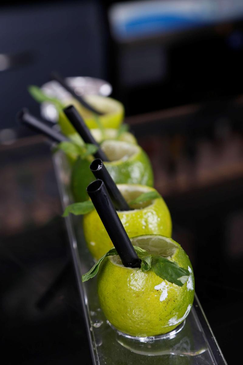 Park Inn by Radisson Izmir - Bar