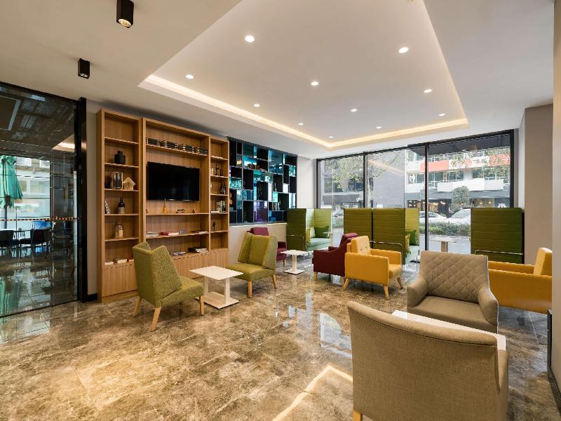 Park Inn by Radisson Izmir - Lobi