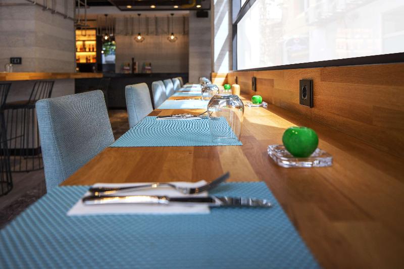 Park Inn by Radisson Izmir - Restoran